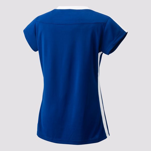 Blauw sportief T-shirt met witte bies en logo, vooraanzicht op een lichte achtergrond.