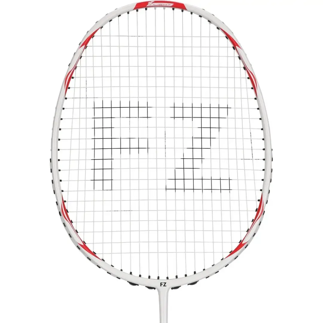 Badmintonracket met witte snaren en rode accenten, vooraanzicht met een rasterpatroon op het snarenbed.