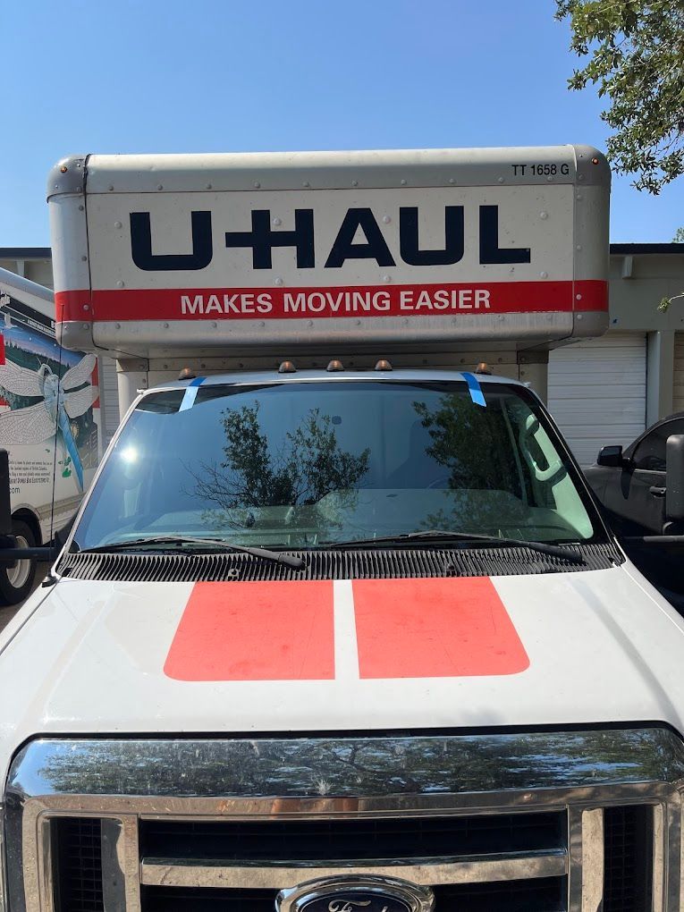 Commercial fleet windshield replacement in Covington, LA