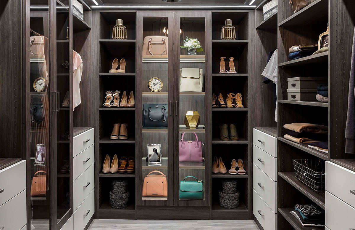 Walk-In Closets
