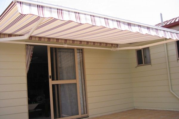 Lock Arm Awnings + System 2000