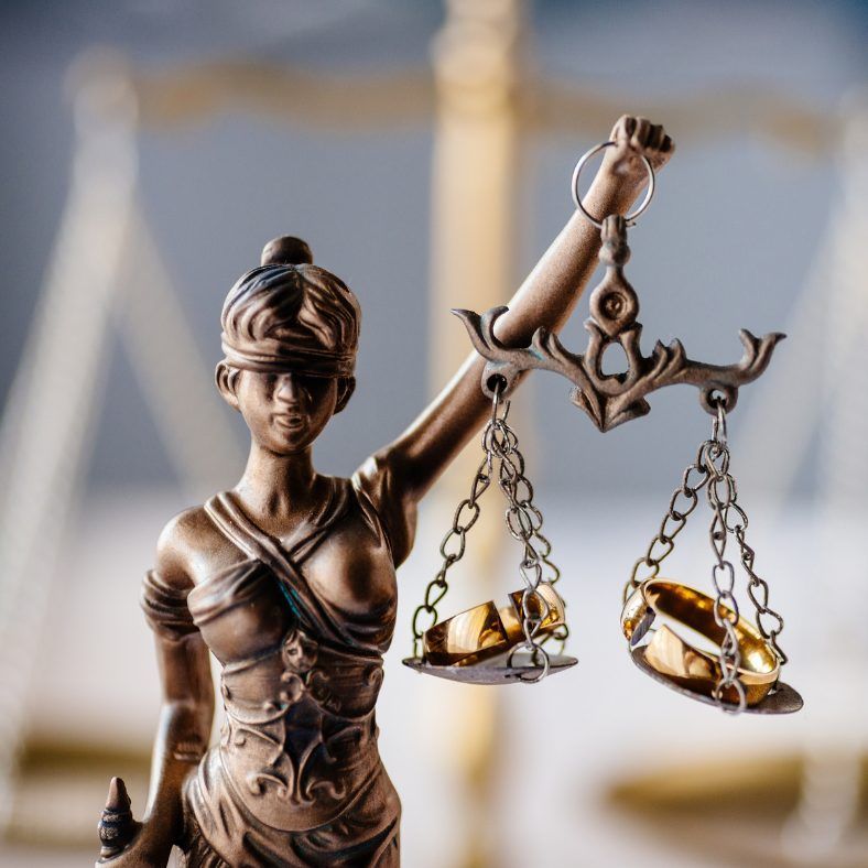 We Buy Homes Due to Divorce