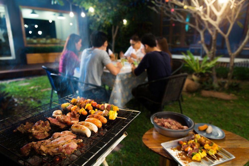 An Outdoor BBQ Area — Accommodation In Chinchilla, QLD