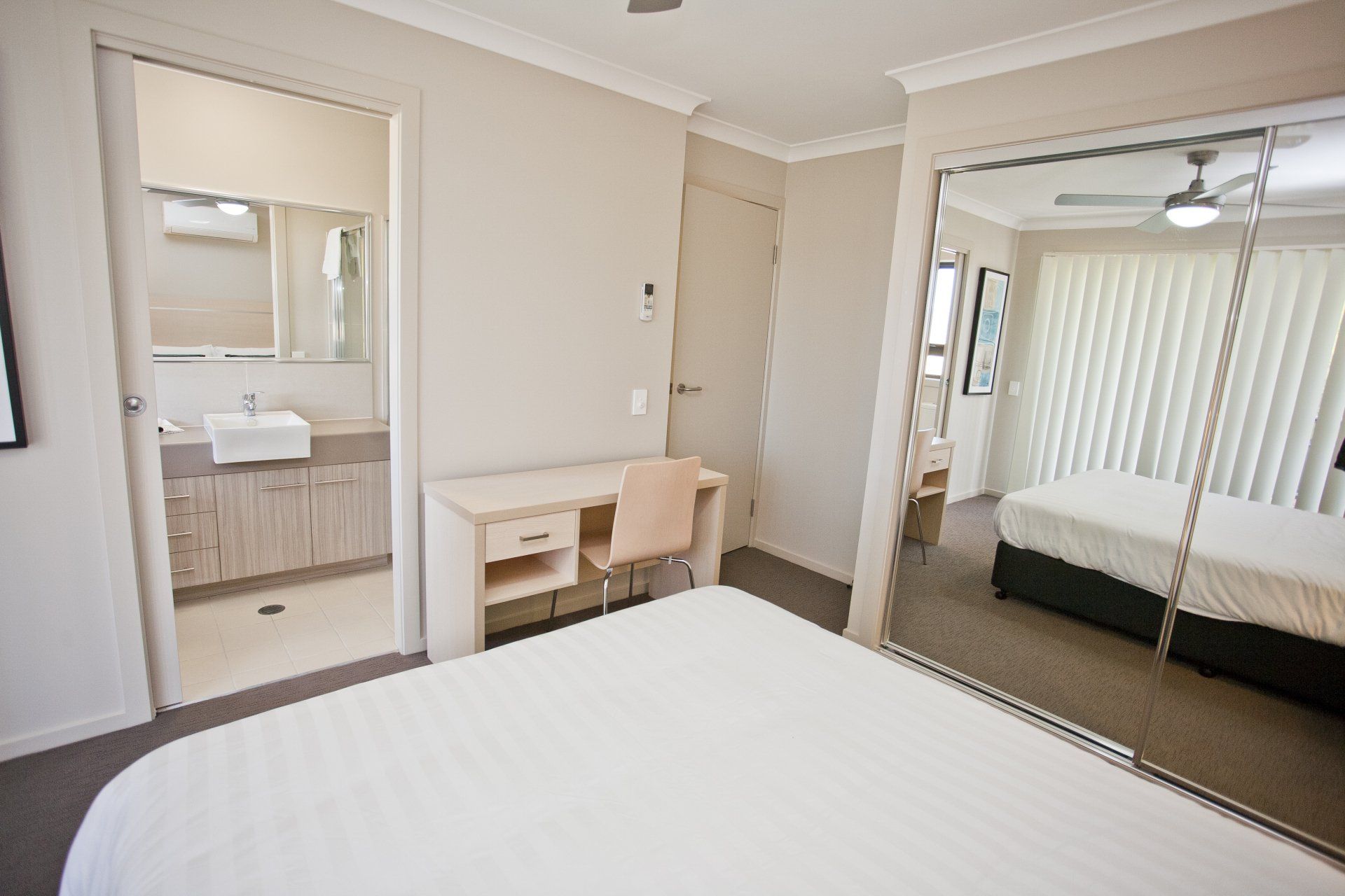 Bedroom — Accommodation In Chinchilla, QLD