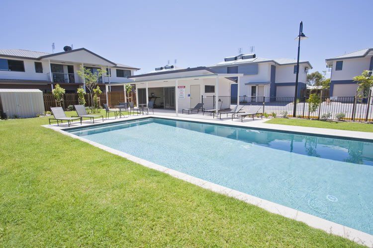 Outdoor Pool Area — Accommodation In Chinchilla, QLD