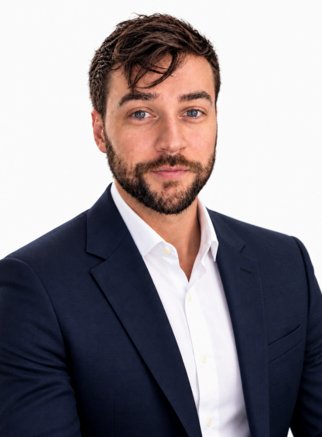 Lucas Combs