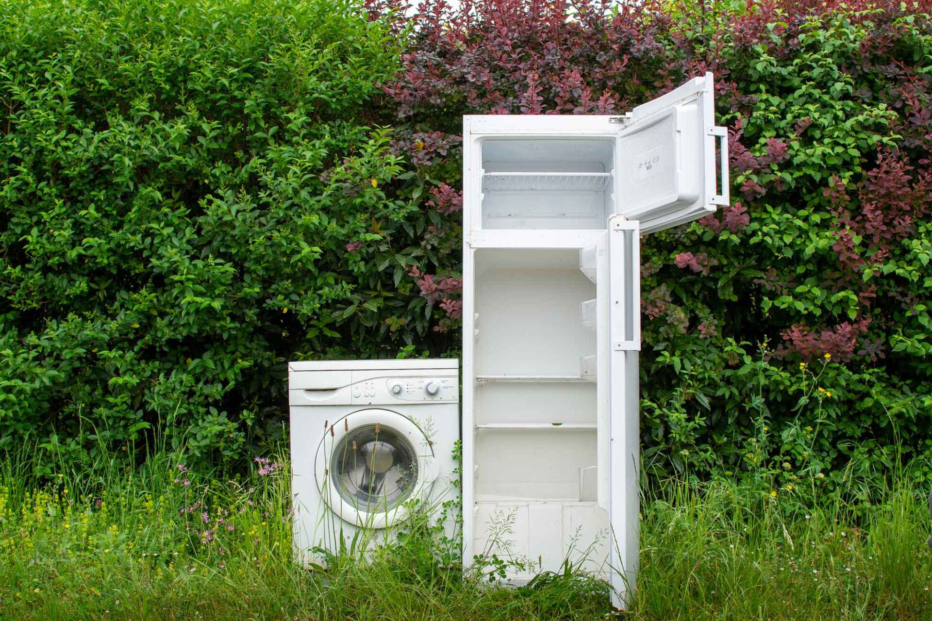Two Old Household Appliances — Pennsauken, NJ — River Road Recycling Two Old Household Appliances — Pennsauken, NJ — River Road Recycling