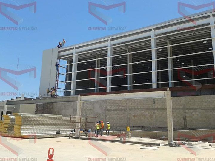 CONSTRUCCIONES Y ENTREPISOS METÁLICOS