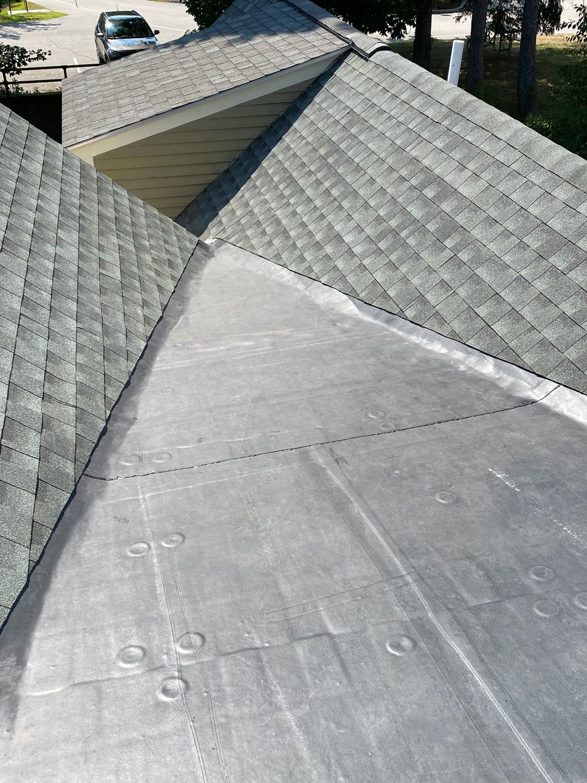Roof with 