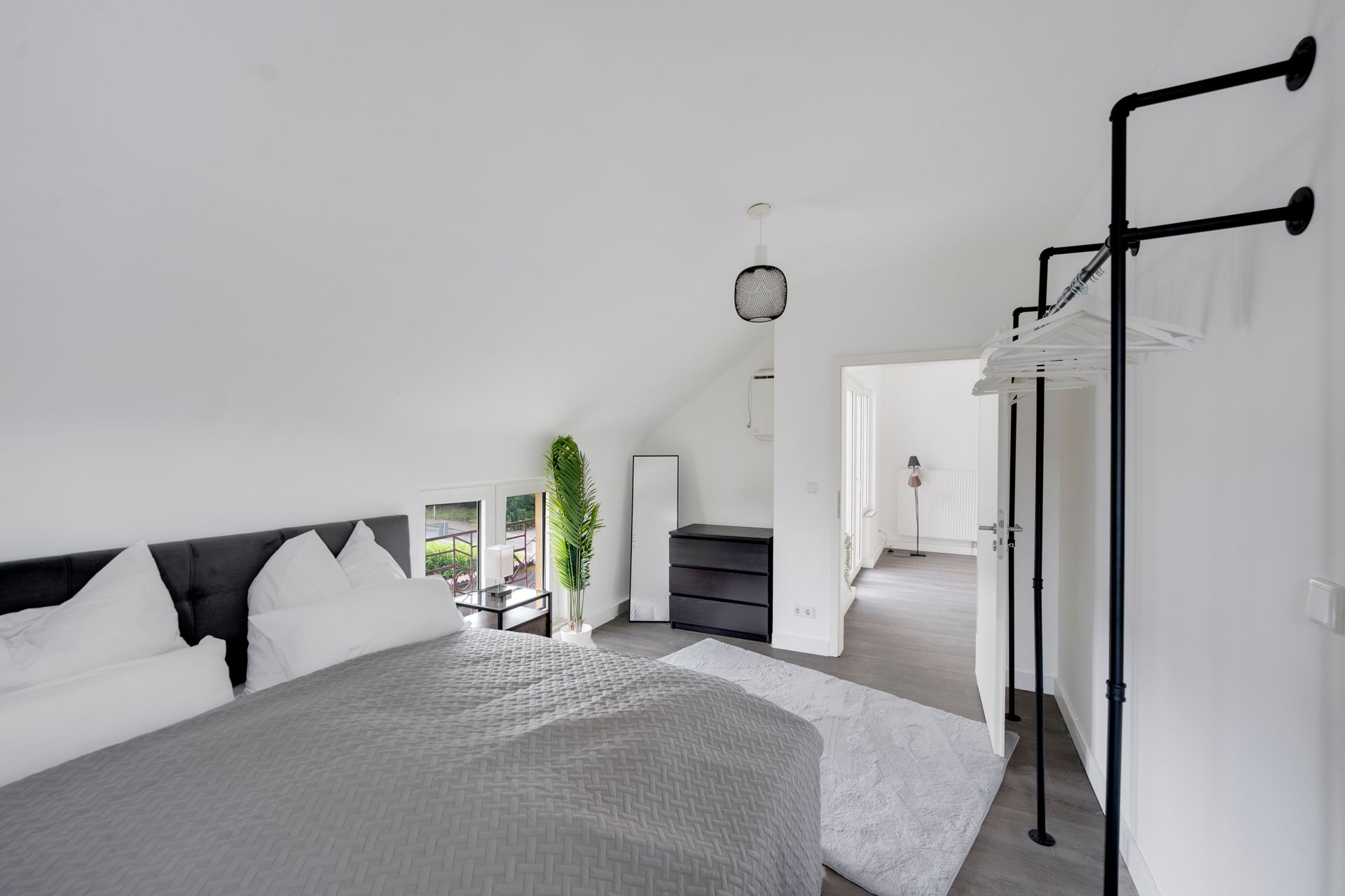 Apartment mit 2 Schlafzimmern – Leverkusen Kölner Straße Bild 5