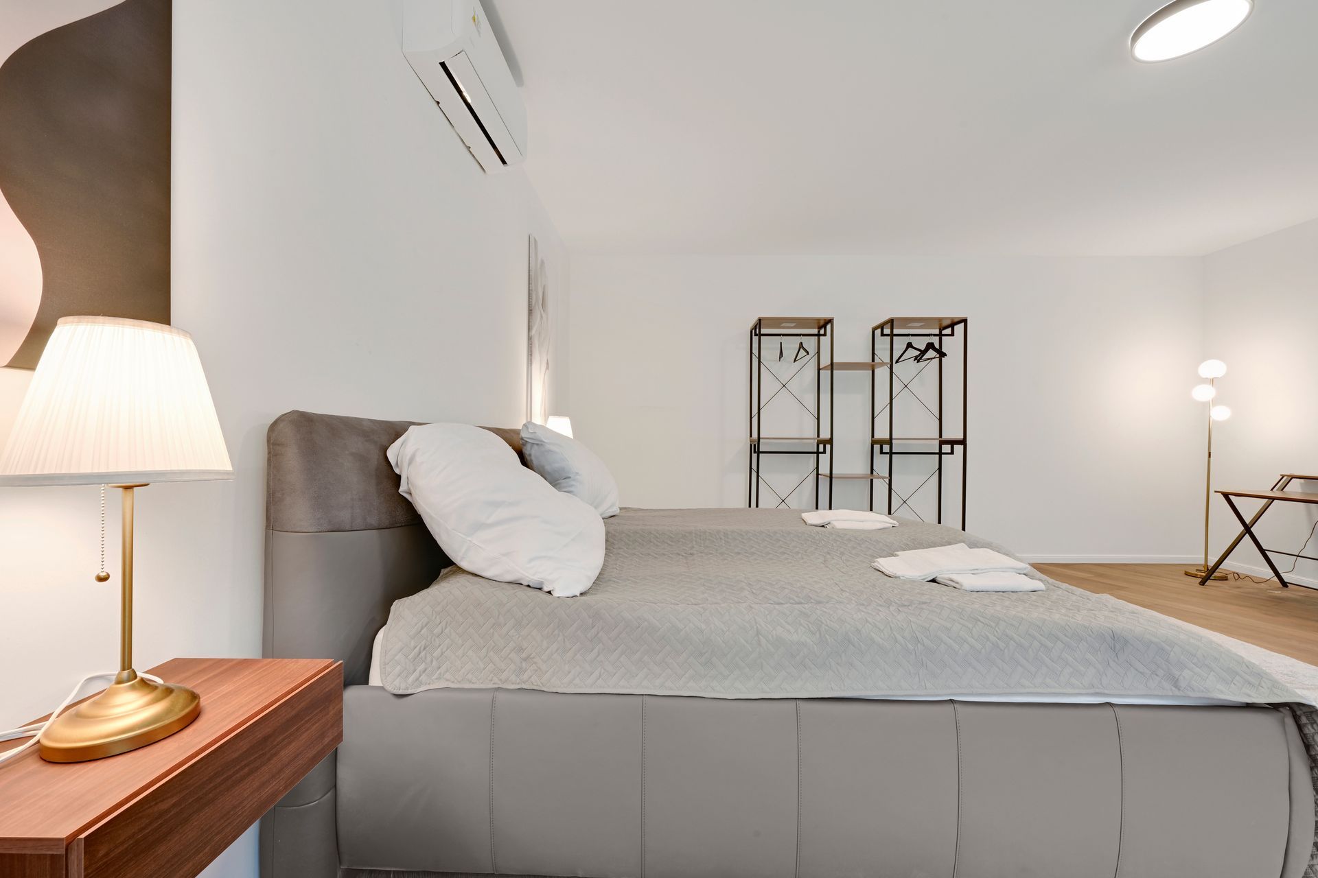 Apartment mit 2 Schlafzimmern – Palais Royal Bild 5