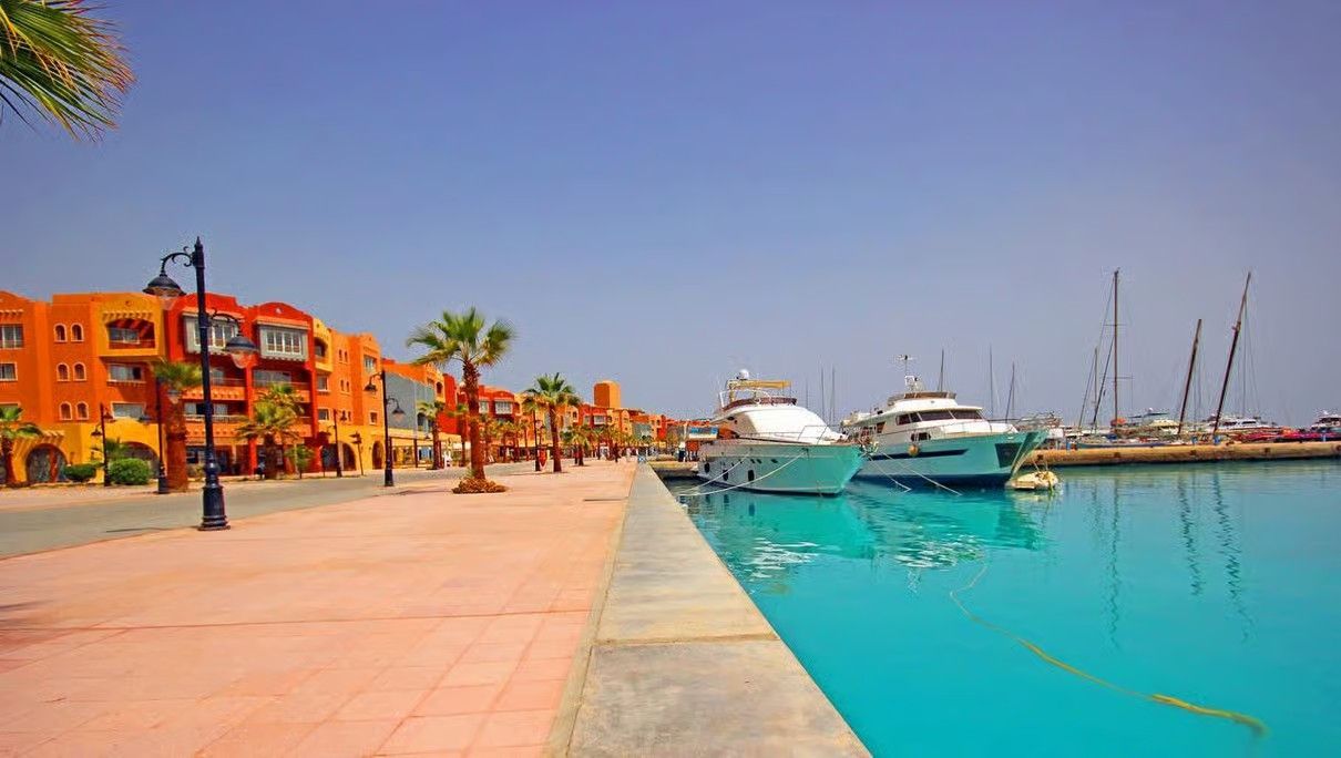Hurghada Egypt city tour with old town streets, local markets, marina and Red Sea waterfront