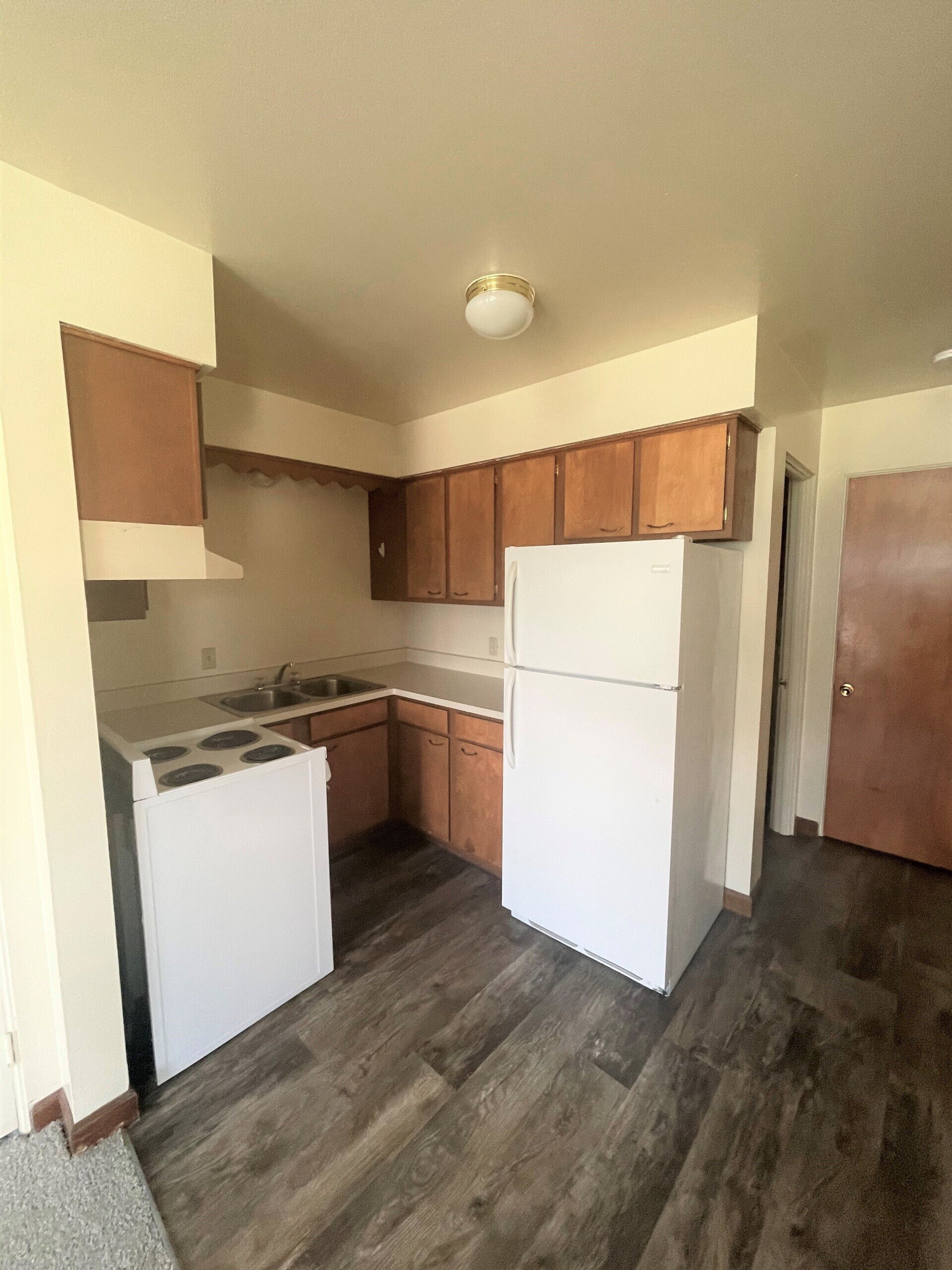 Photos of Falcon Square Apartments 707