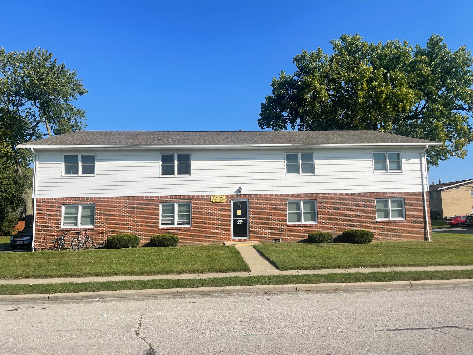 Oakwood Apartments Mecca Management, Bowling Green, OH