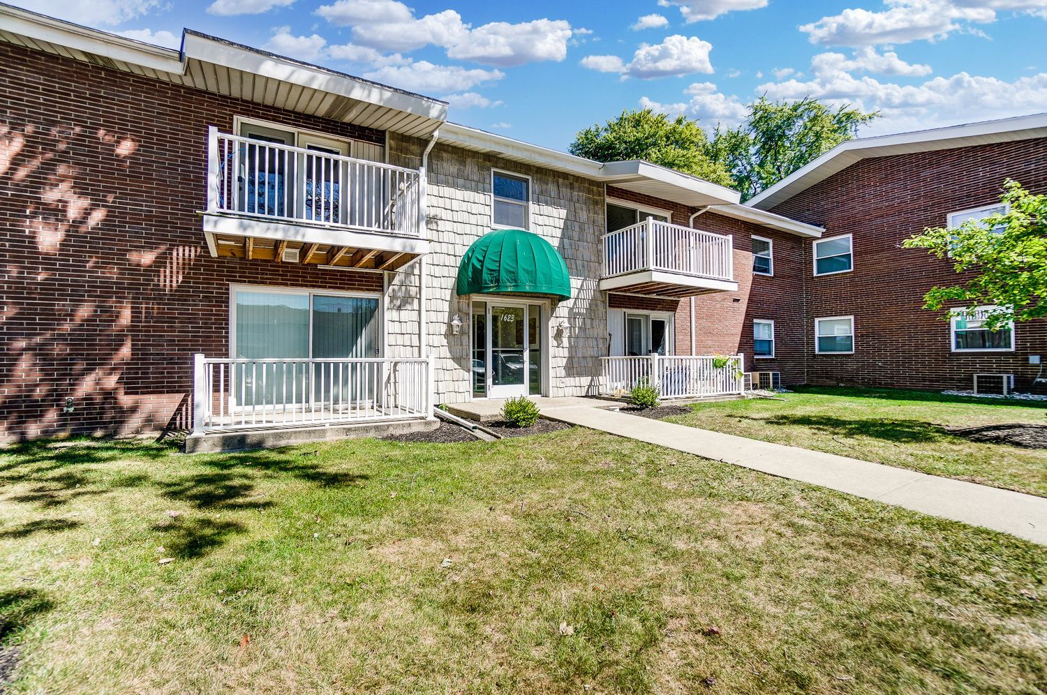 Exterior | Enterprise House Apartments