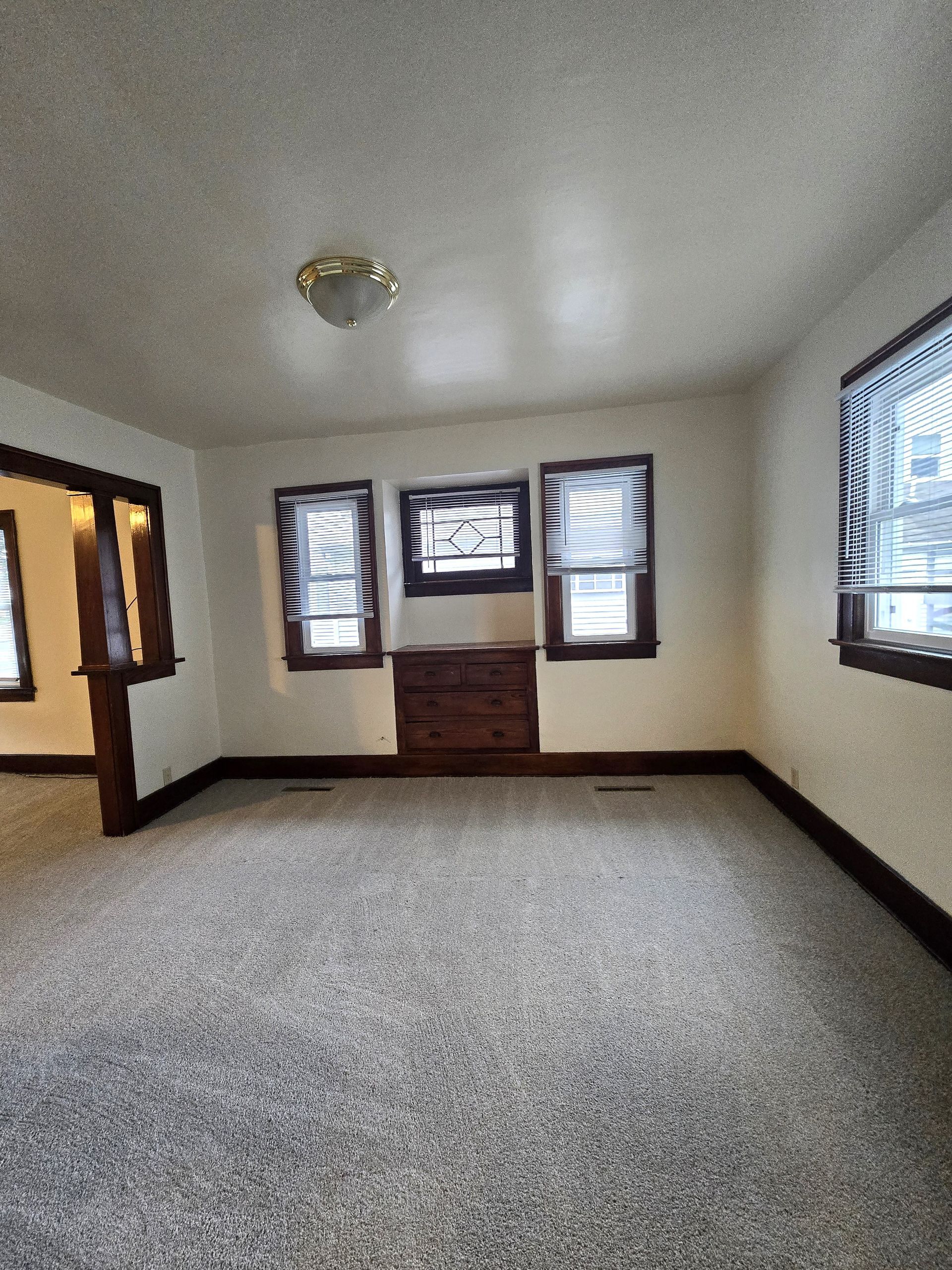 Urban Corner 111 - Dining Area
