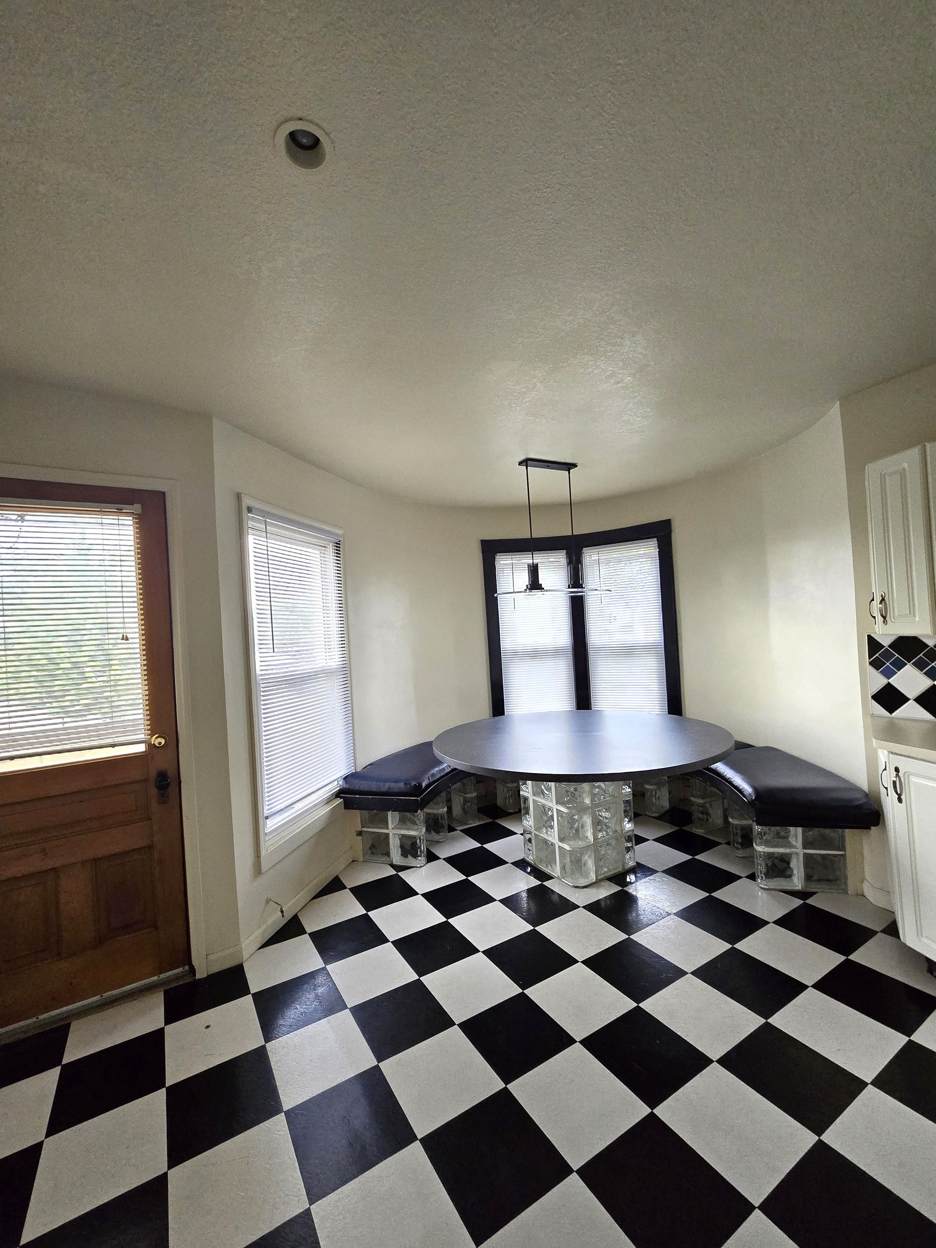 UC315.5 - Dining Room