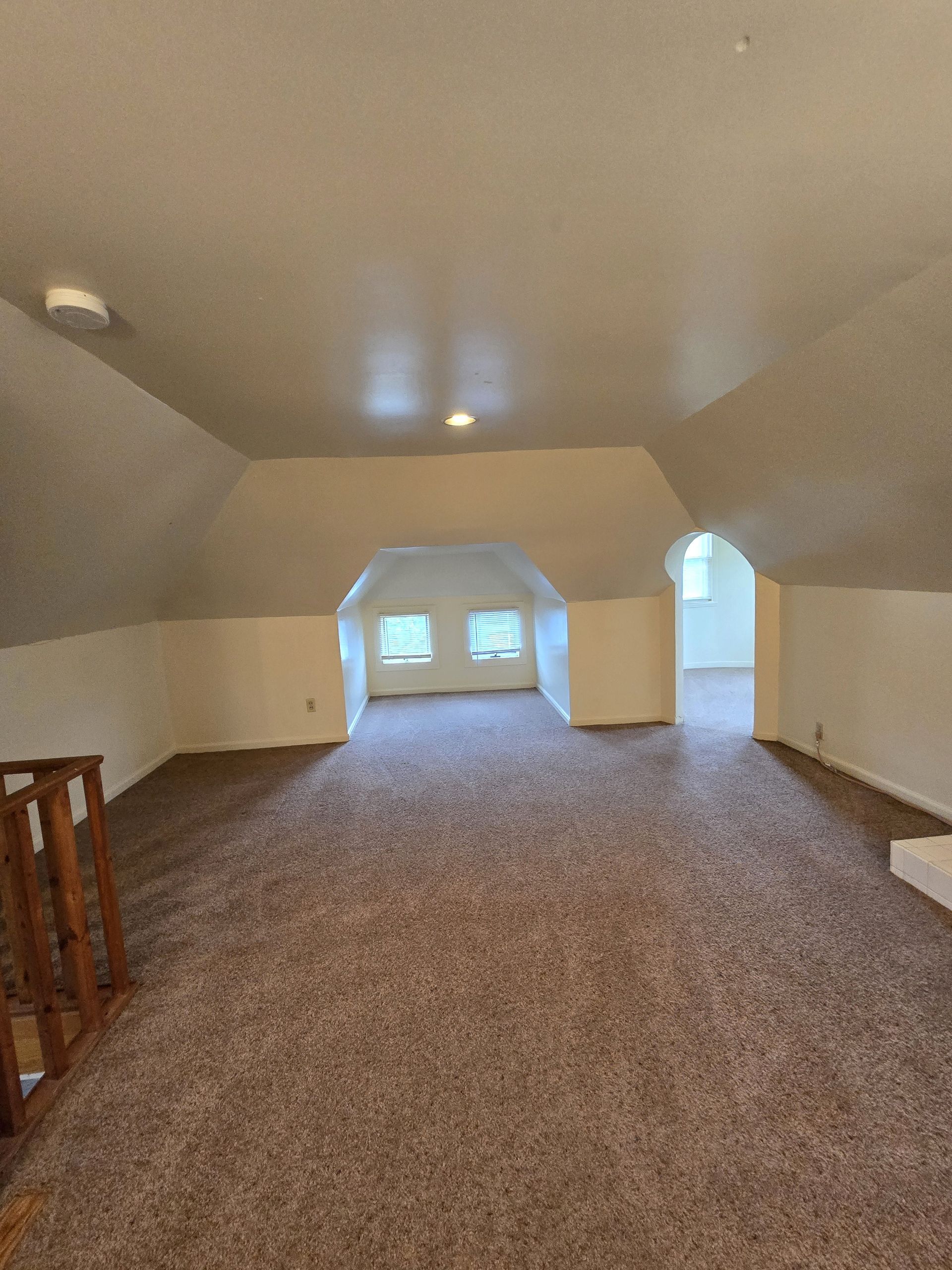 UC315.5 - Landing Bedroom