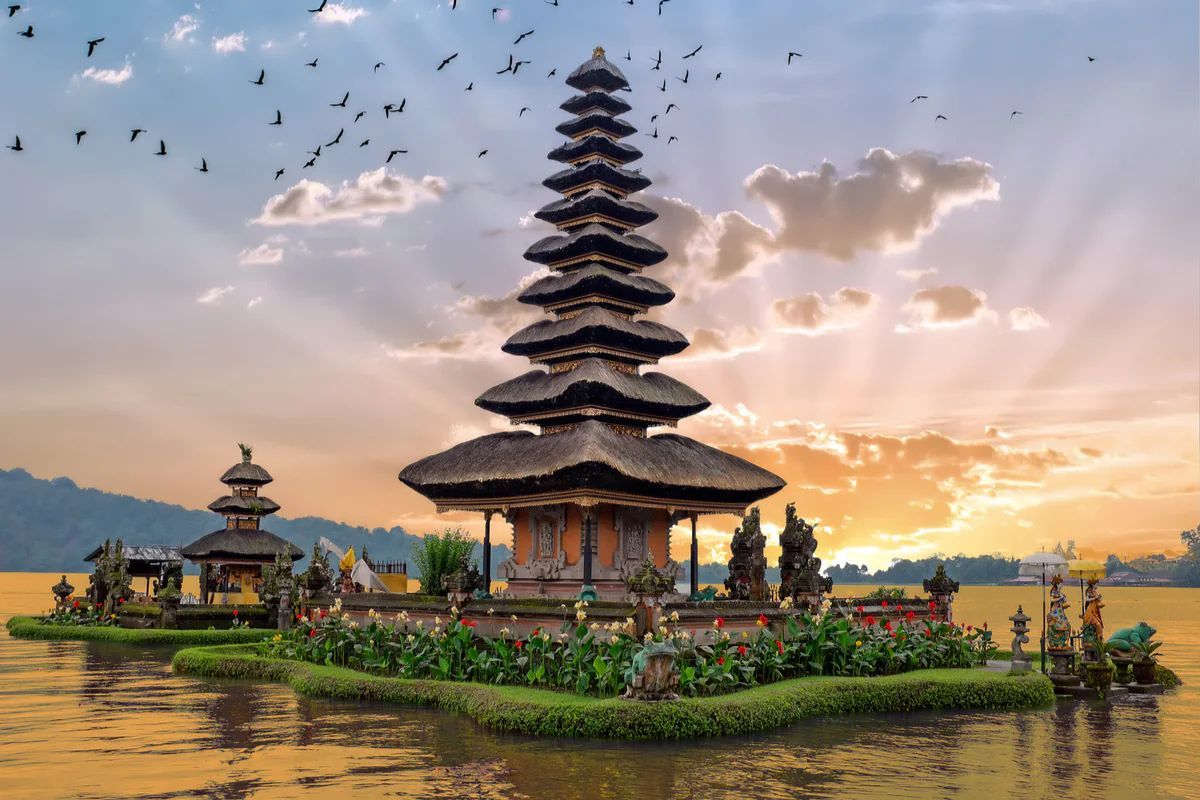 Badminton training in Indonesia: Bali