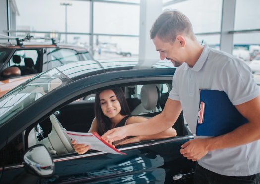 Customer with Mechanic | Okemos Marathon