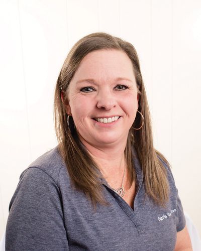 Gretchen Lamb — Lavergne, TN — Farris Tax Services Gretchen Lamb — Lavergne, TN — Farris Tax Services