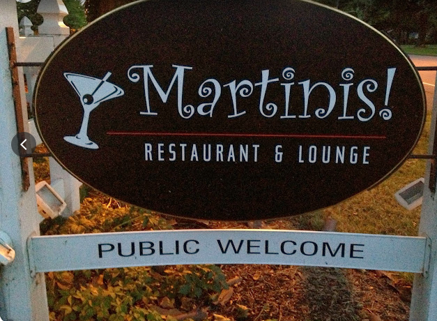 Martini's Restaurant & Lounge in Saybrook Twp., Ohio