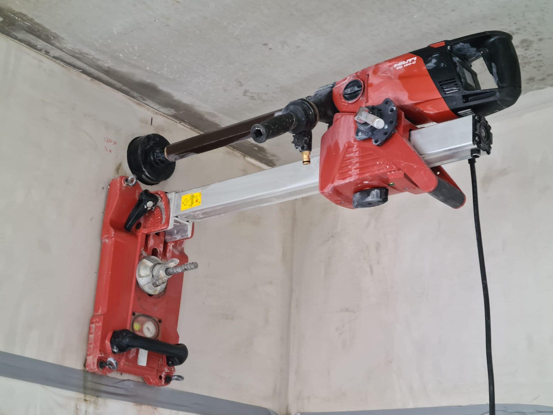 hilti-kernbohrung-in-beton-juelich.jpg