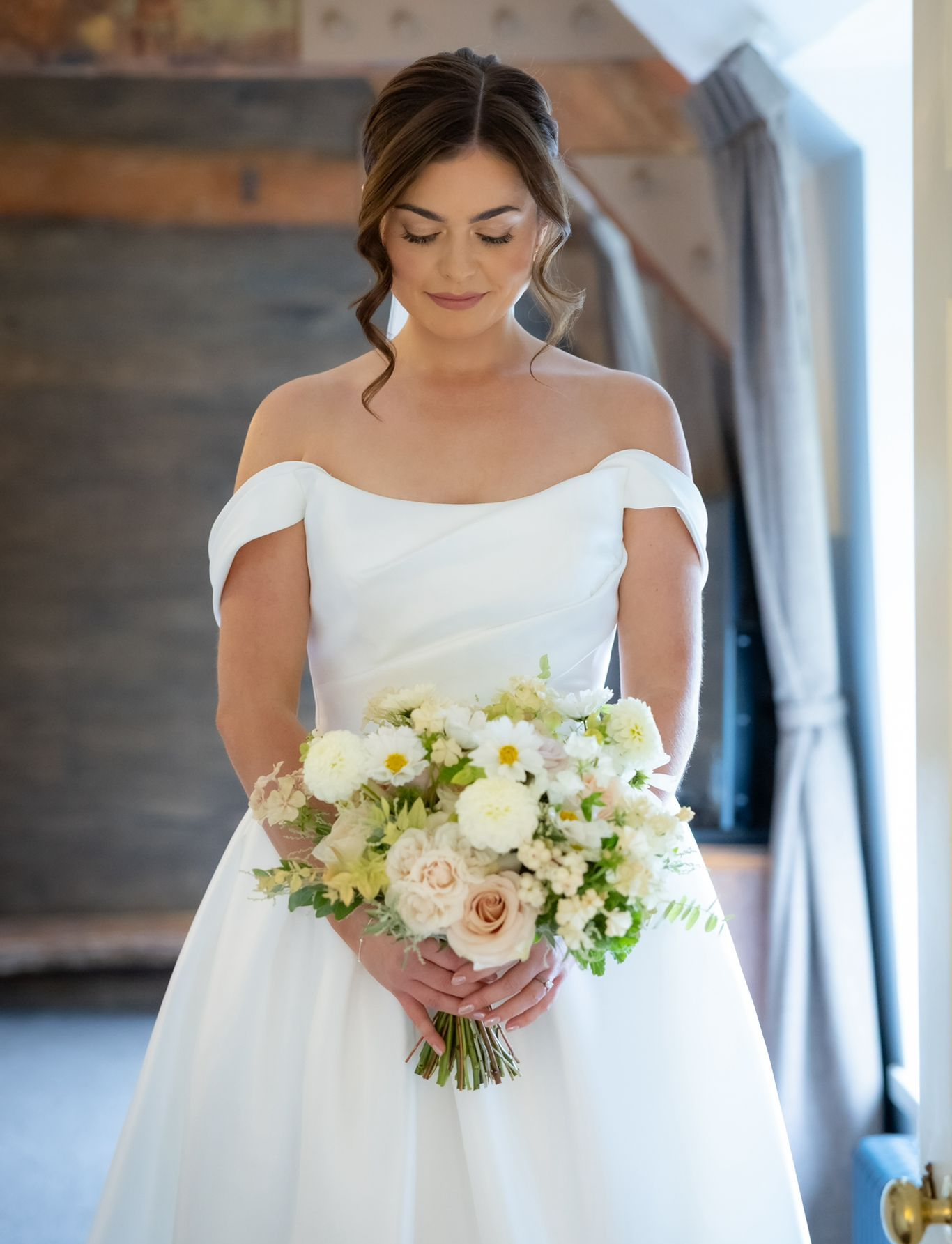 Elegant bridal bouquet at Tythe Barn Launton by Papaver Studio Florist