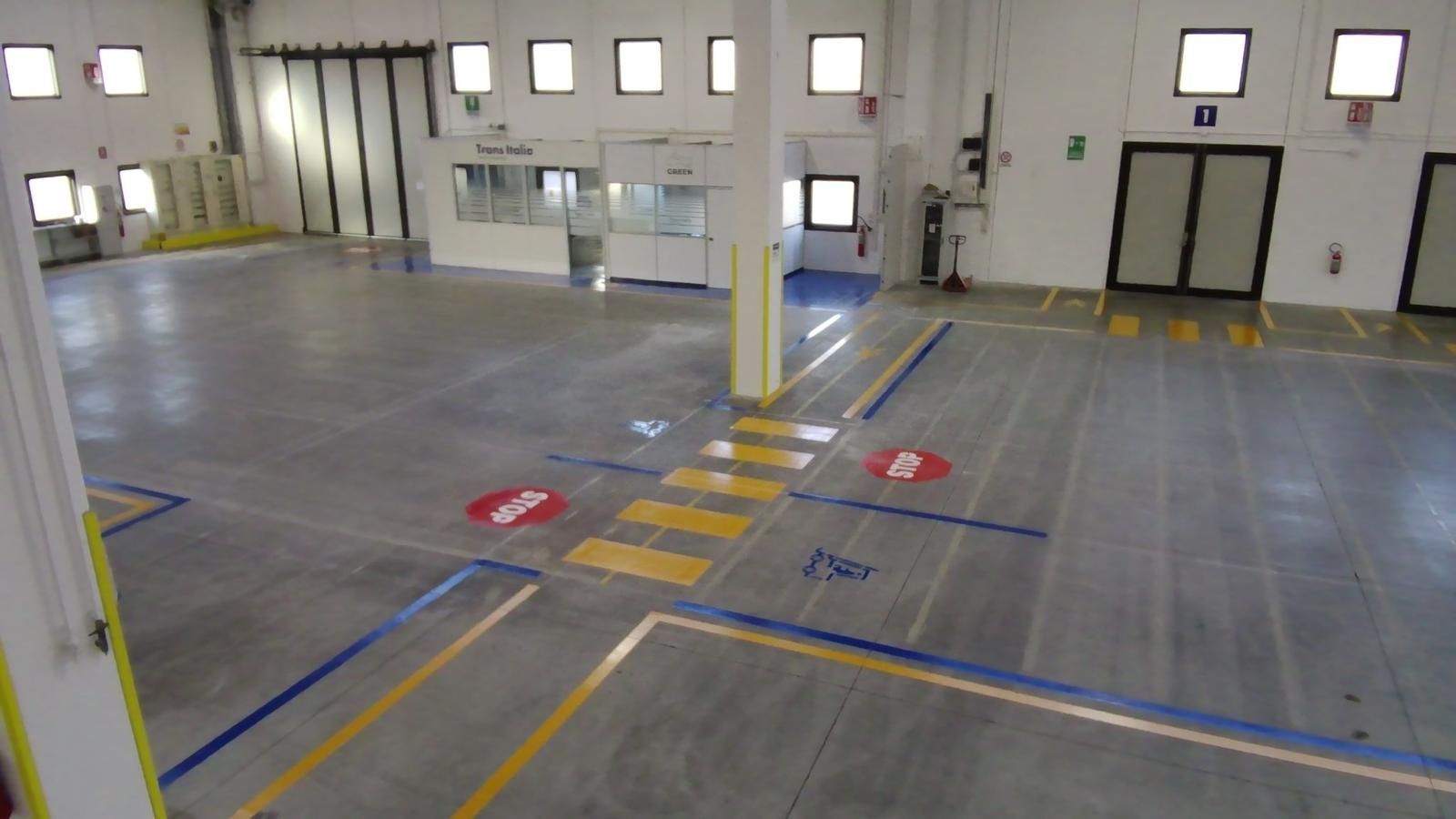 segnaletica orizzontale per aree di lavoro