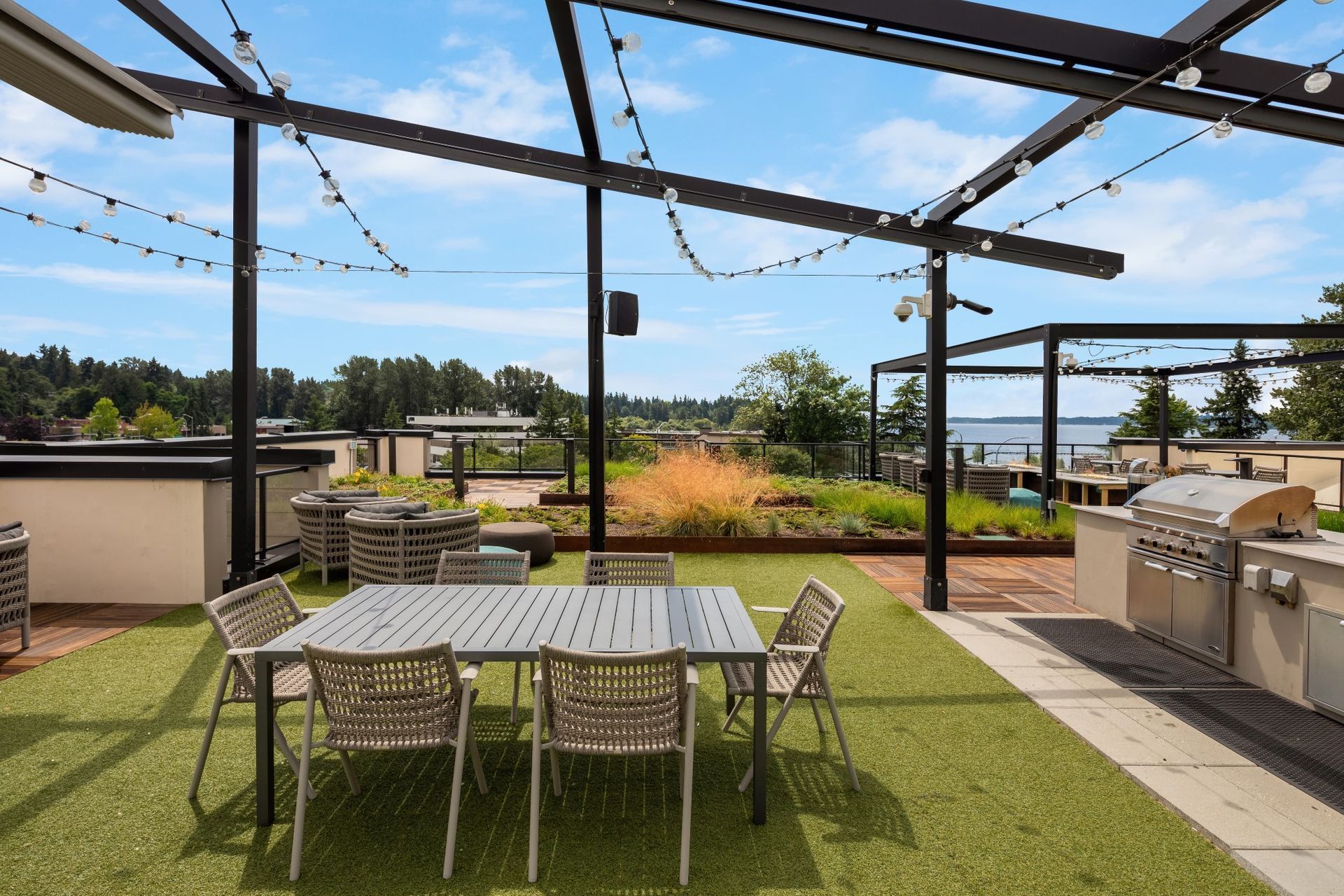 Photo gallery of Waterscape at Juanita Village property #11