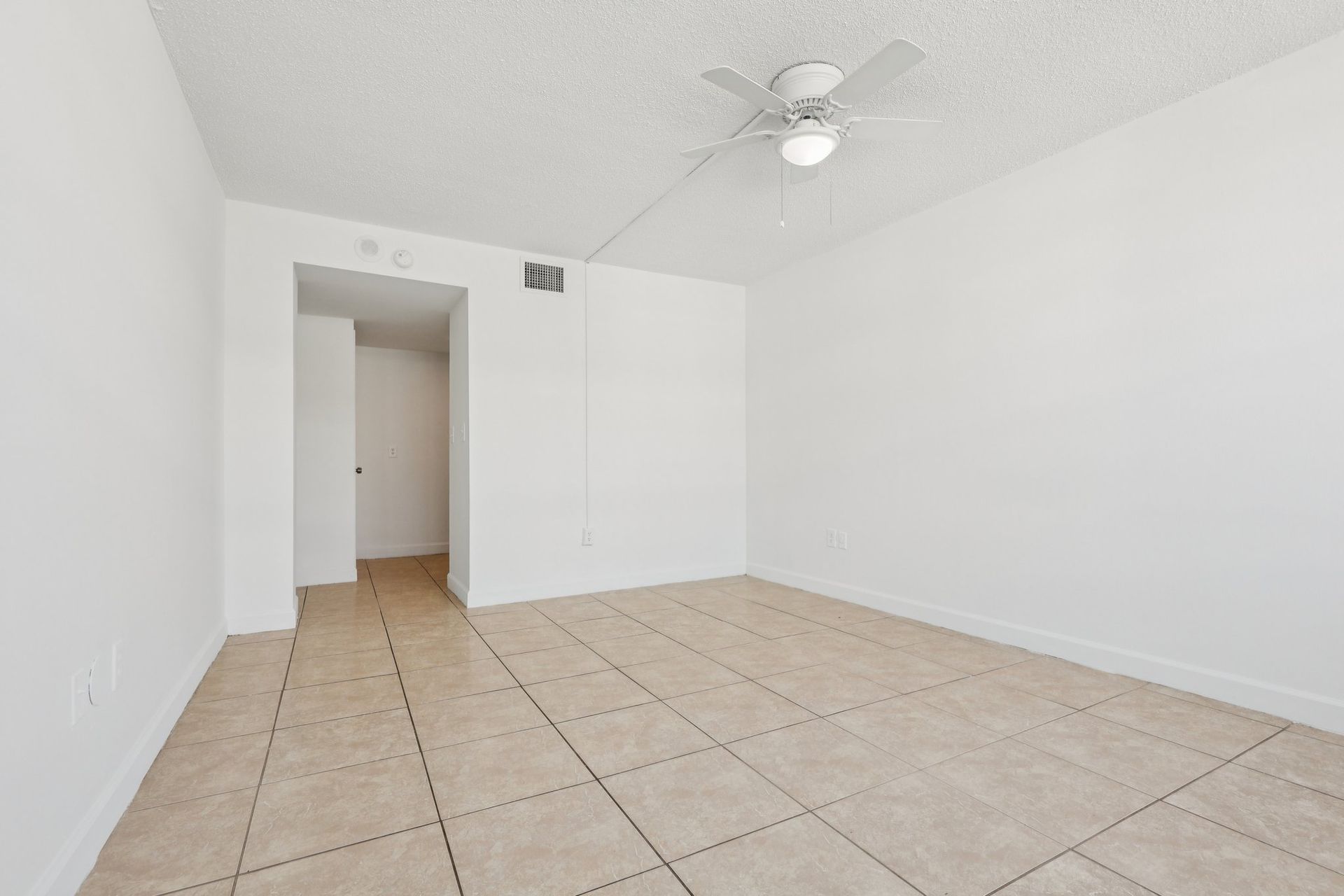 2 Bedroom 2 Bath apartment in North Miami Beach