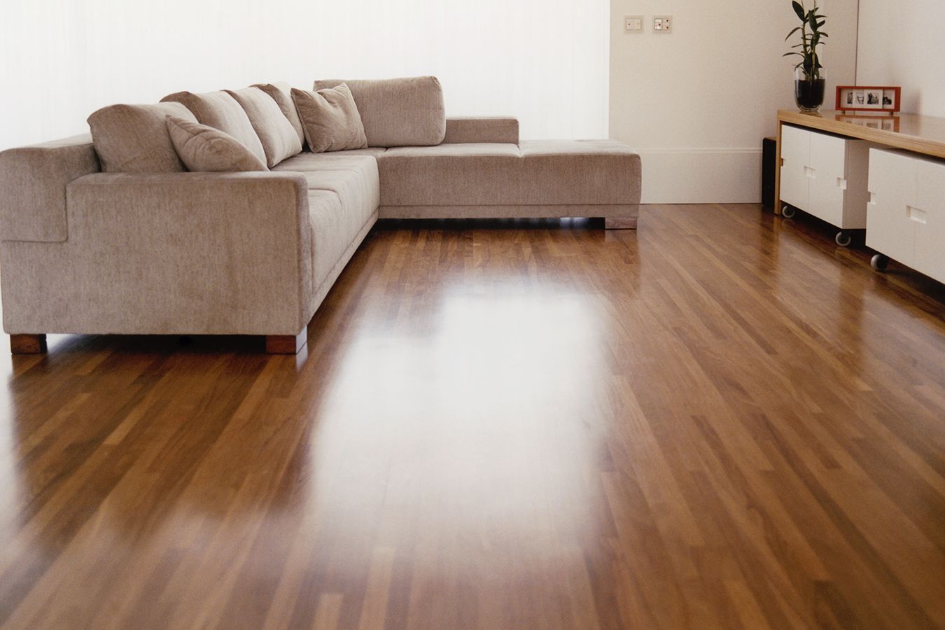 pavimento in legno sala