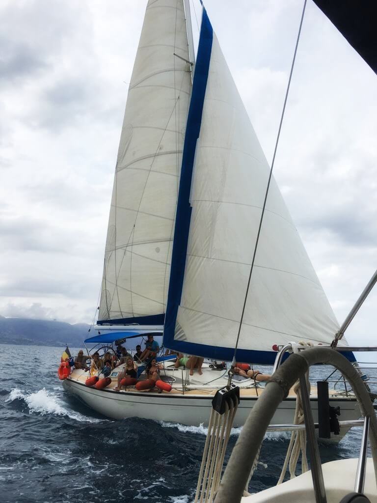 imbarcazione a vela
