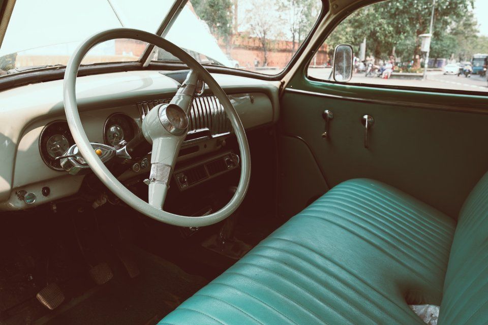 Restyling interni auto d'epoca