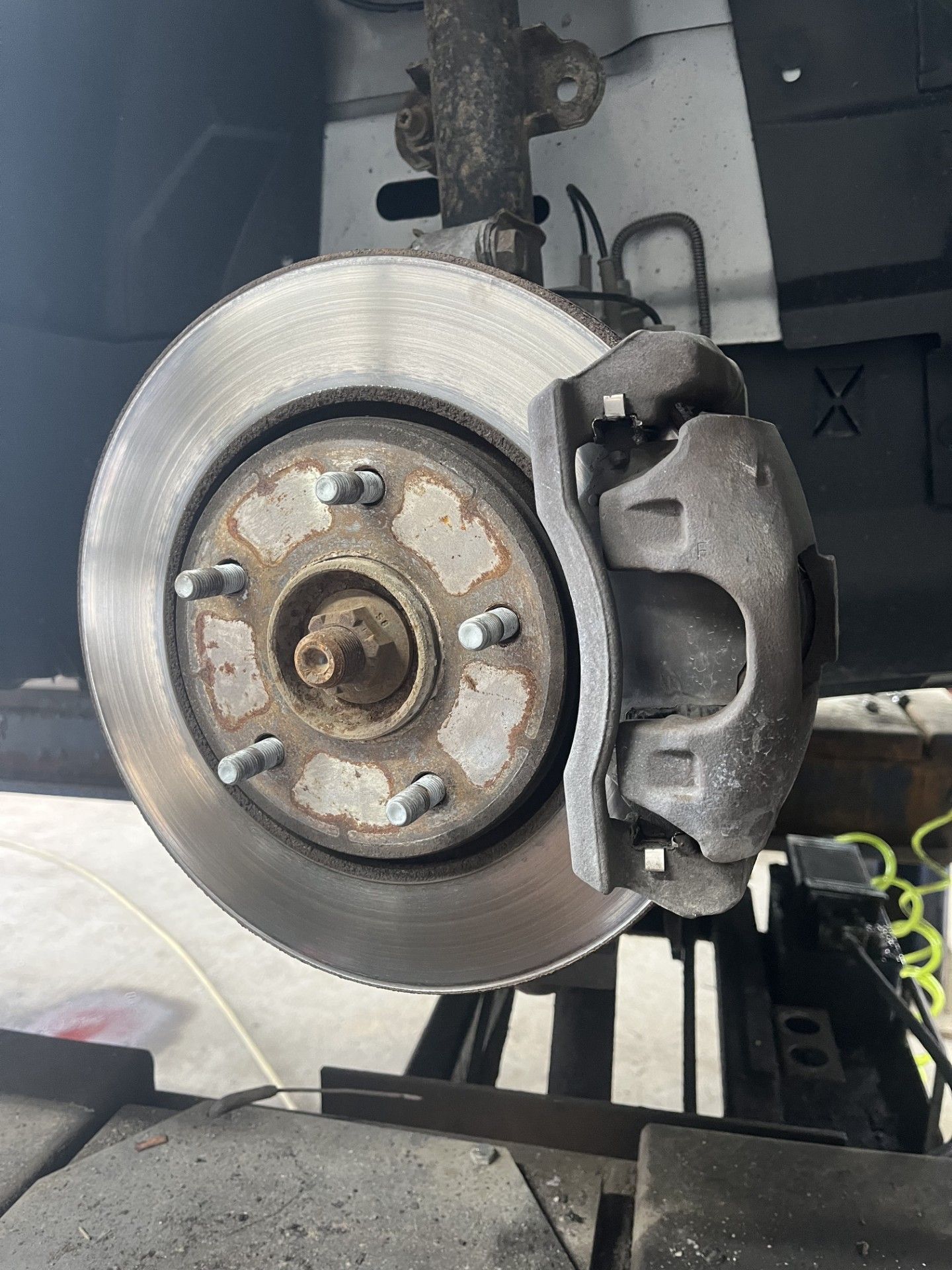 When to replace your Brake Pads - Signs, Lifespan, and Types