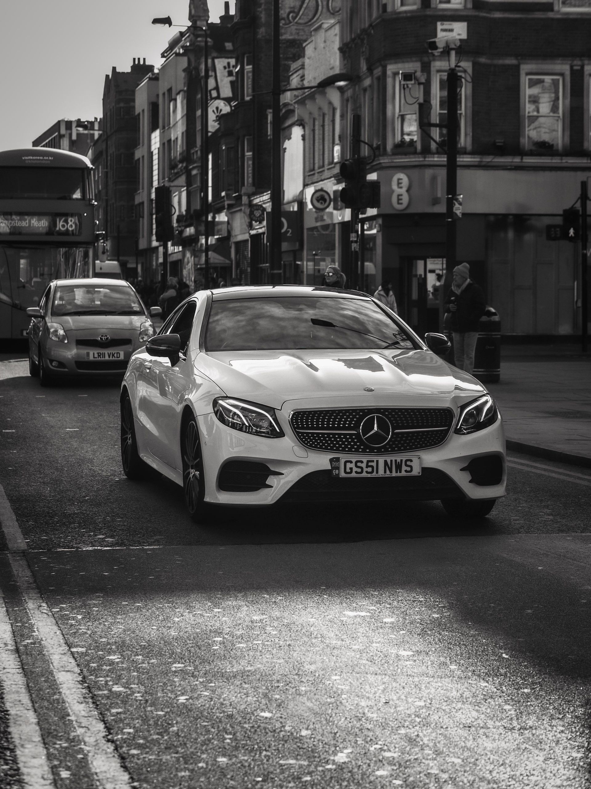Mercedes-Benz AIRMATIC suspension warning