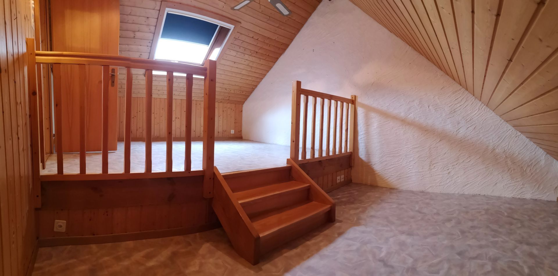 Duplex partie haute chambre 2