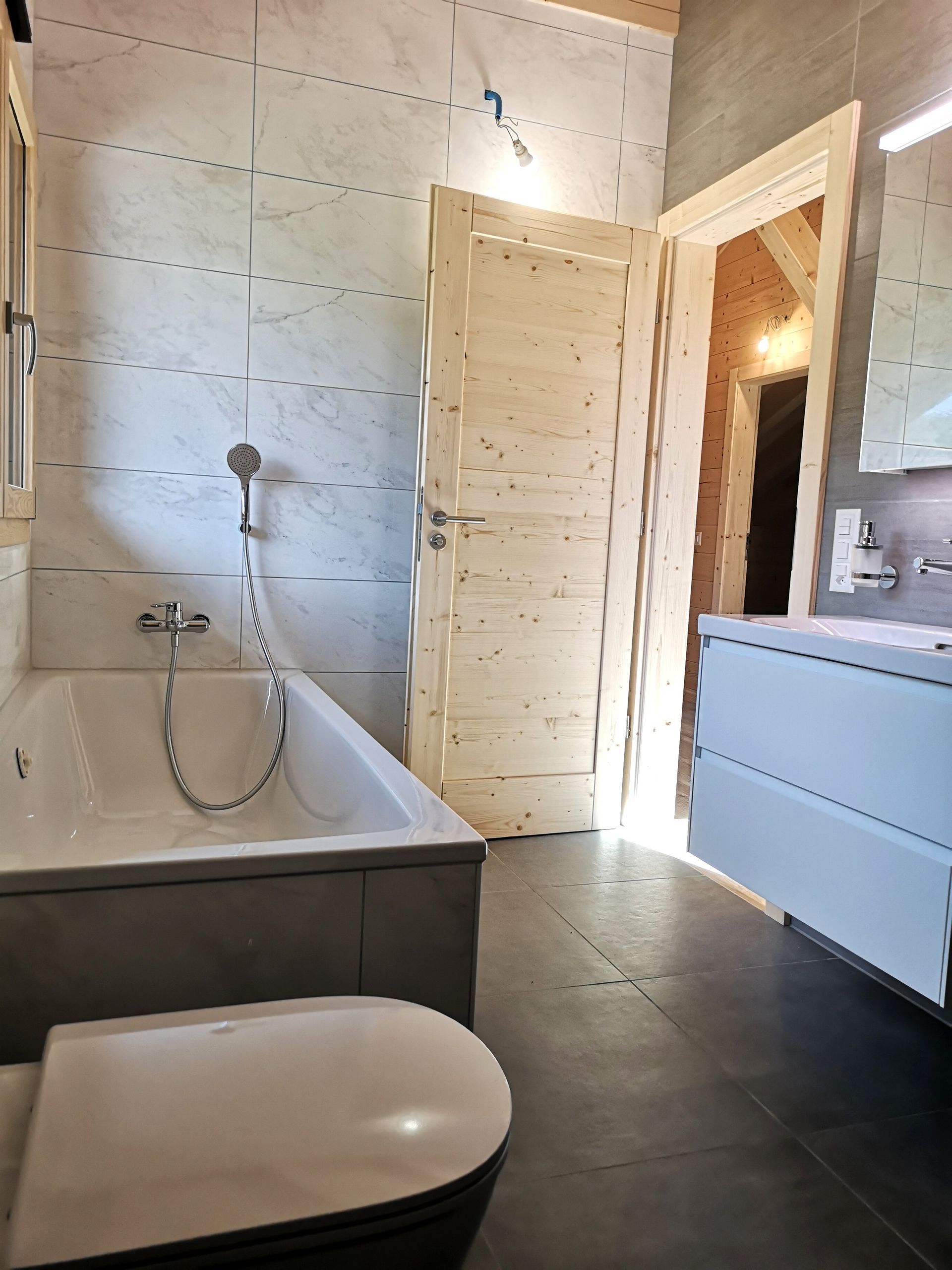 1er étage salle de bain