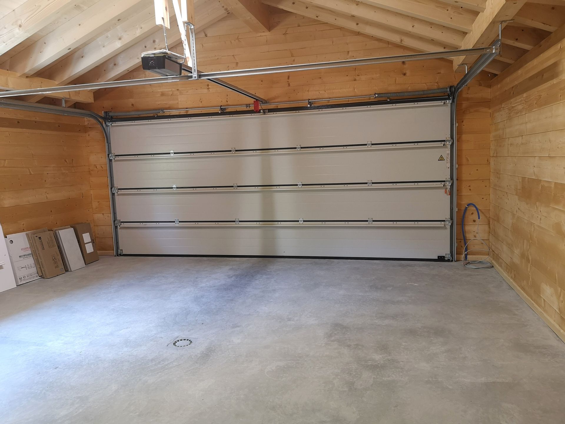 Rez-de-chaussée garage