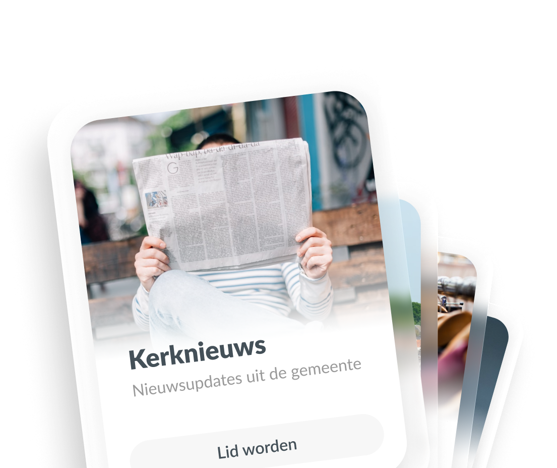 Persoon achter een krant in een wit nieuwsbriefkaartje, met het opschrift