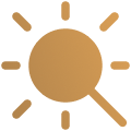 Oranje vergrootglasicoon met zonnestralen op een witte achtergrond