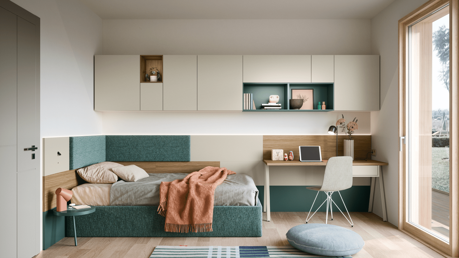 Camera da letto-ufficio moderna con letto color verde acqua, scrivania, sedia bianca e ampia finestra con luce naturale.