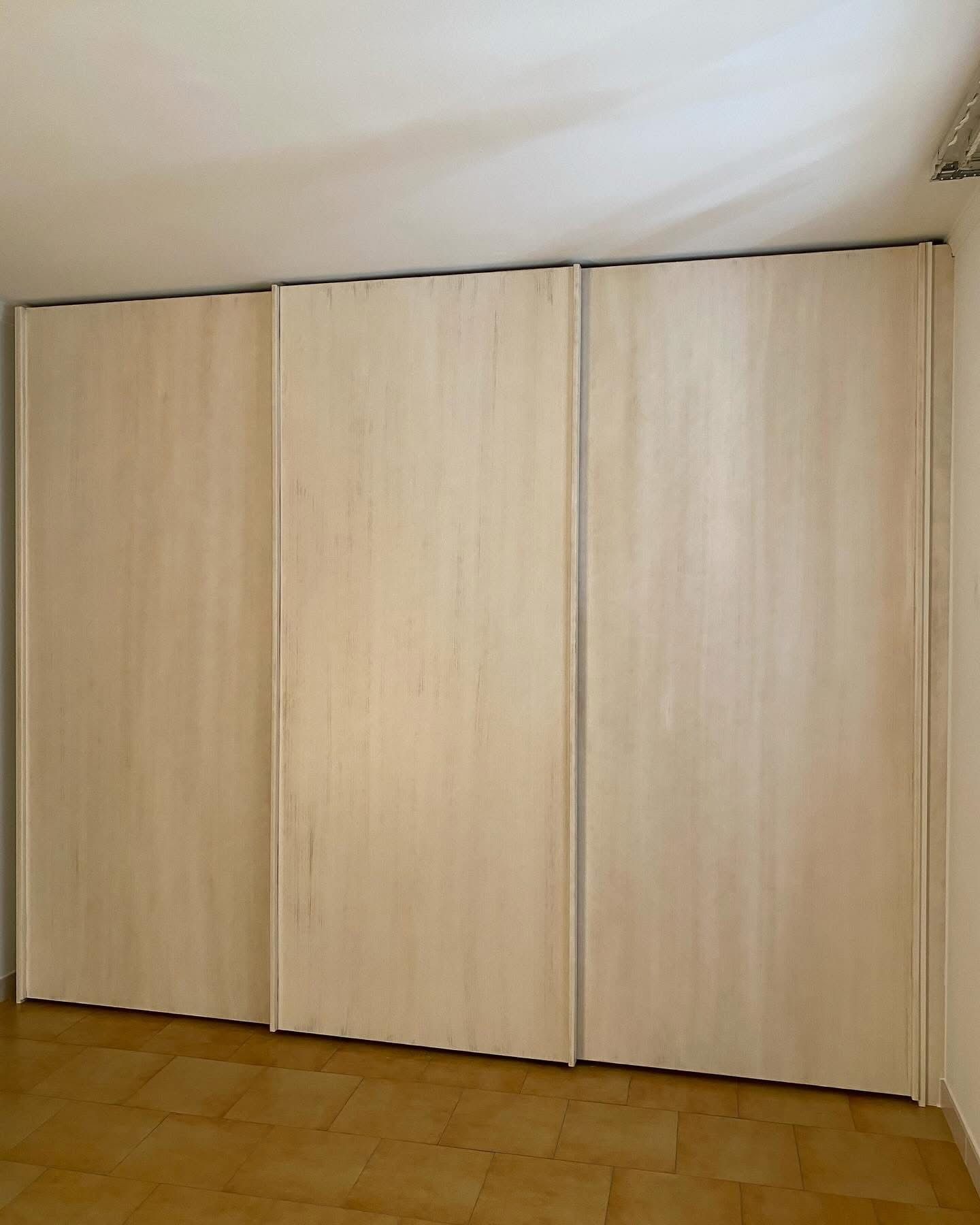 ante armadio in legno