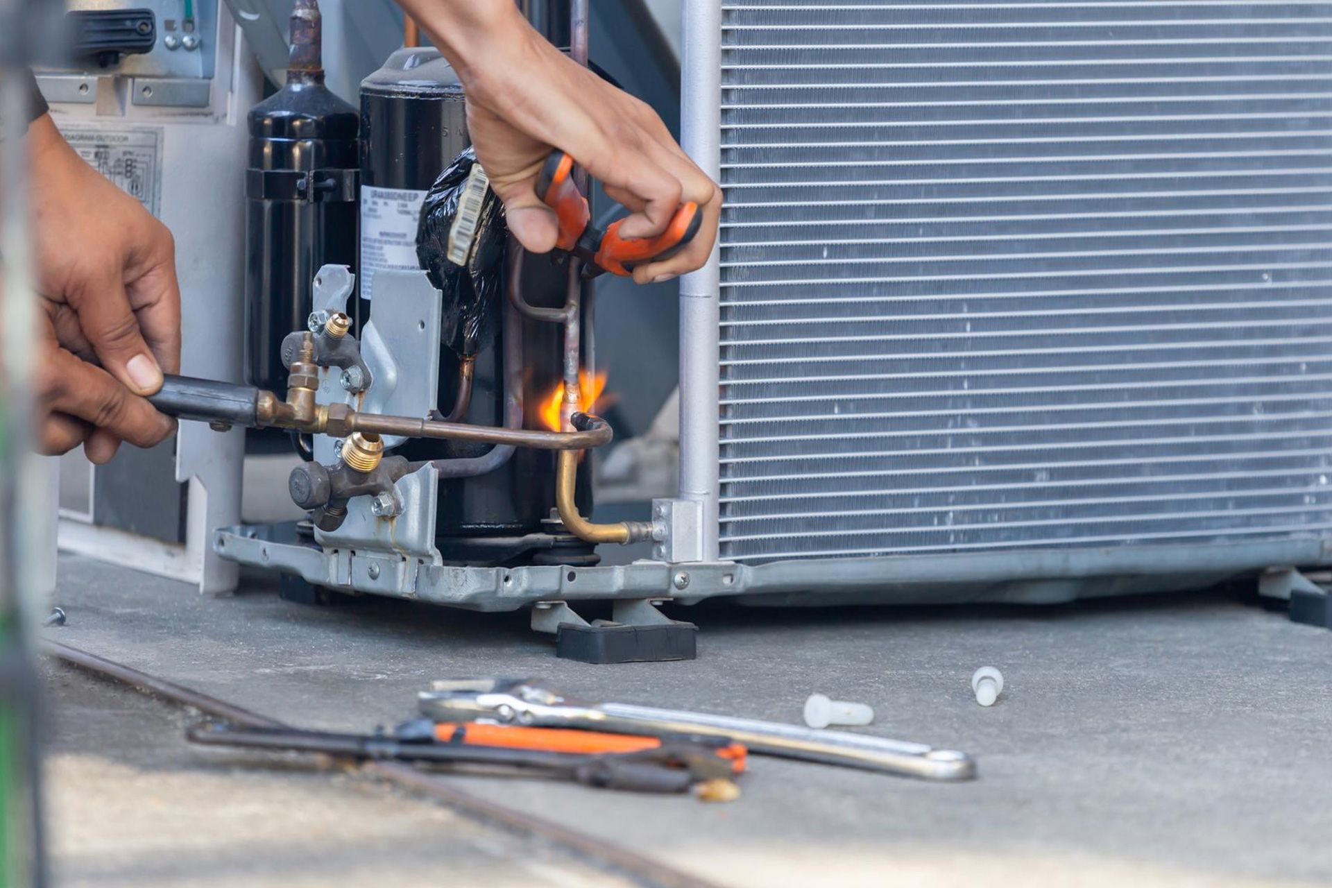 Frozen AC lines in an air conditioning system