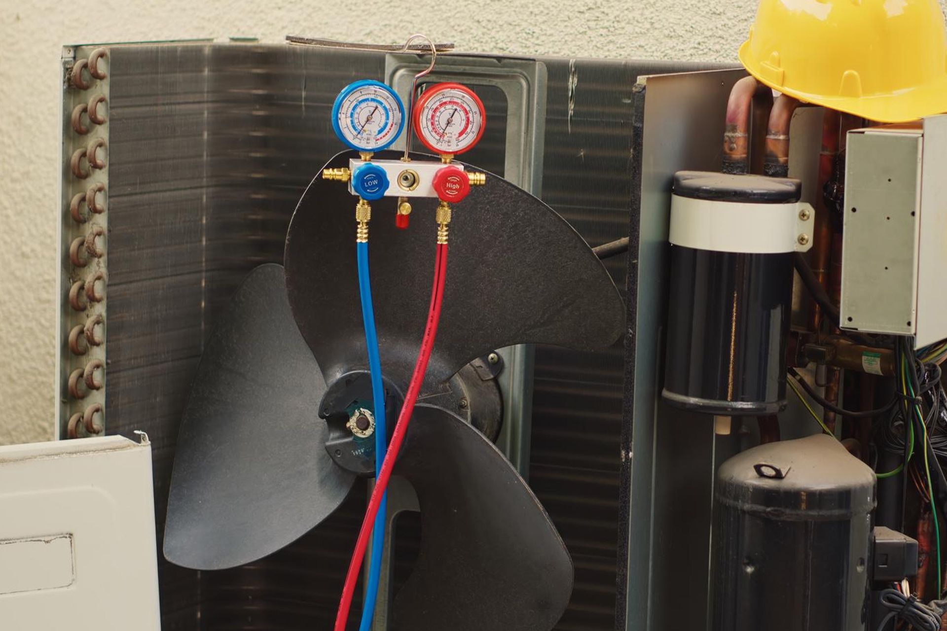 AC Condenser Fan Motor: Signs, Troubleshooting & Replacement Guide