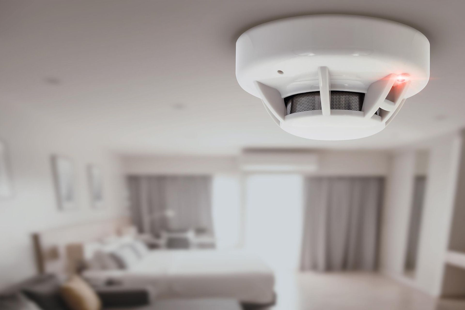 Carbon monoxide detector beeping warning signal
