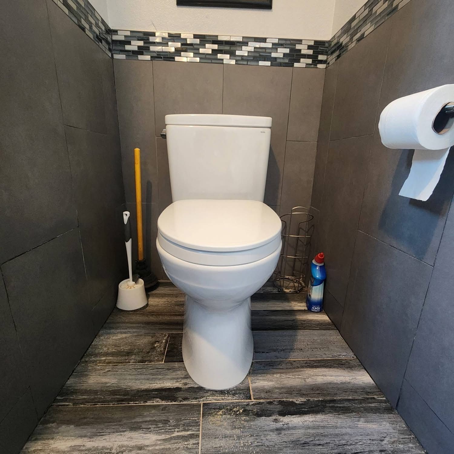 Darryl Nocera Plumbing providing toilet repair service in La Habra, CA