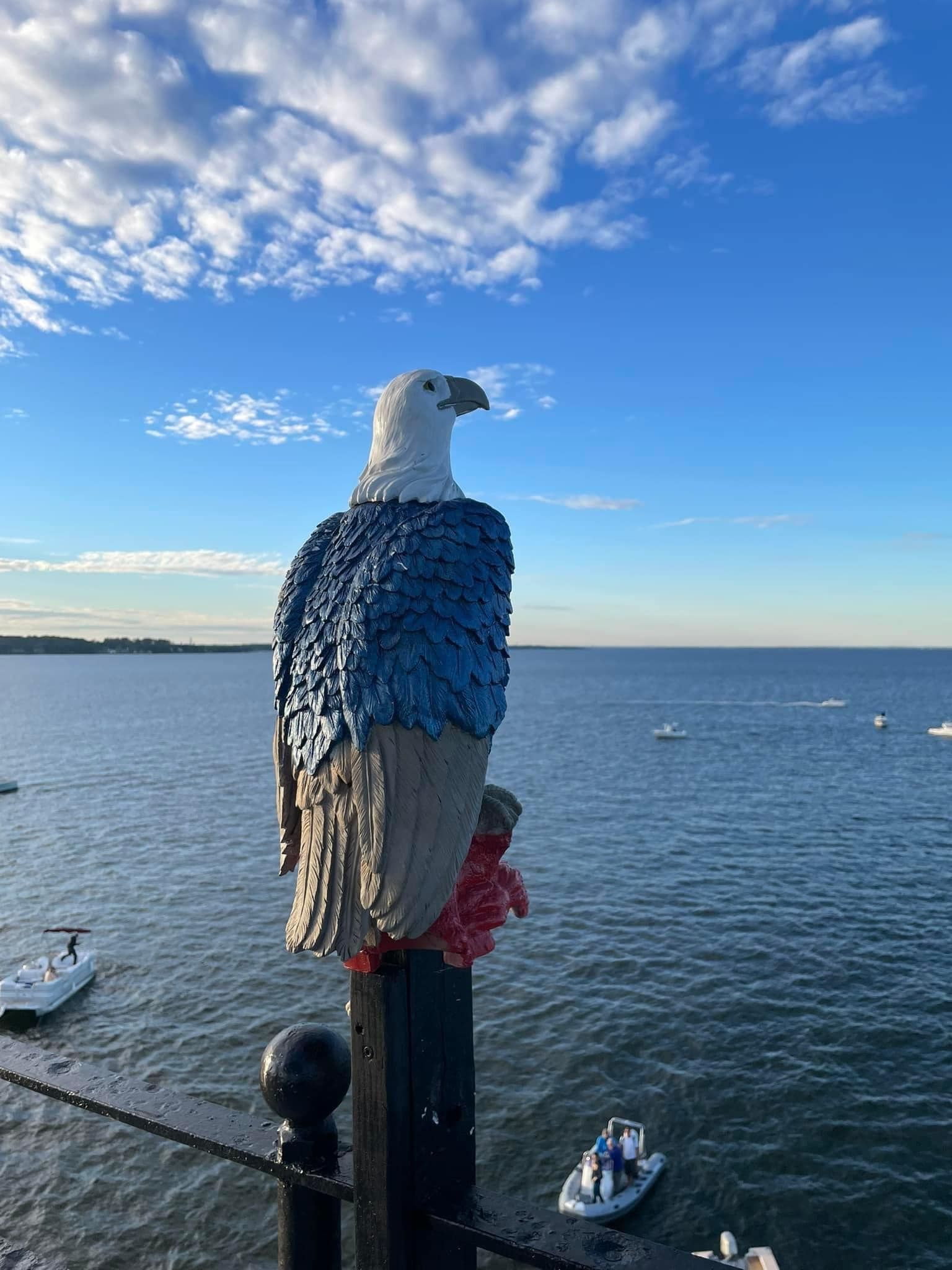 eagle statue on outer railing