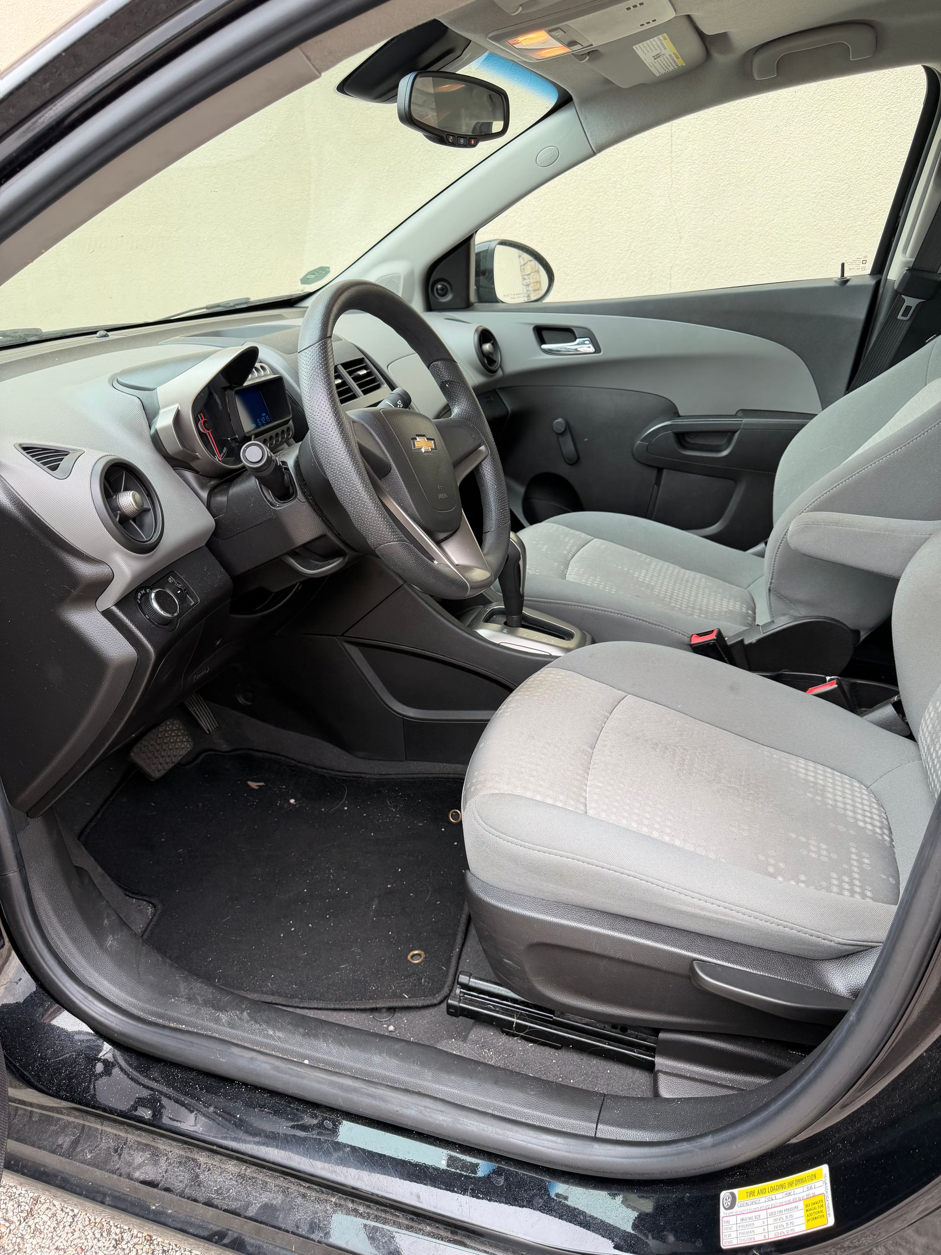 2012 Chevrolet Sonic 2LS - Photo 11