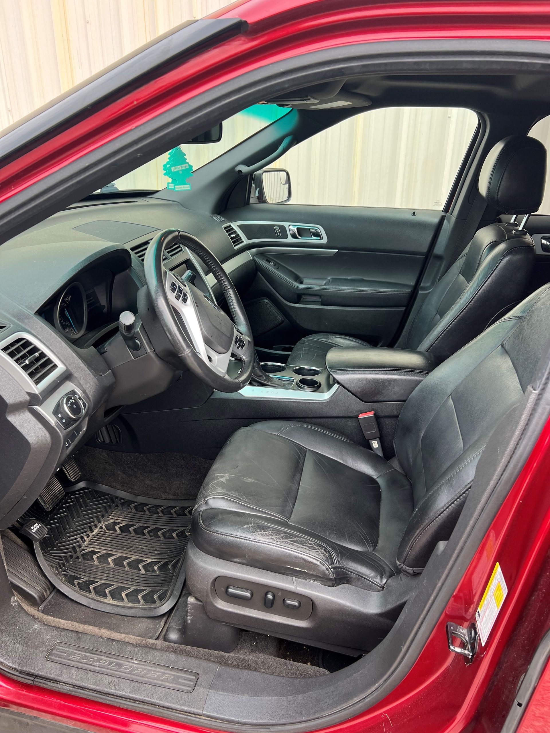 2013 Ford Explorer XLT - Photo 8